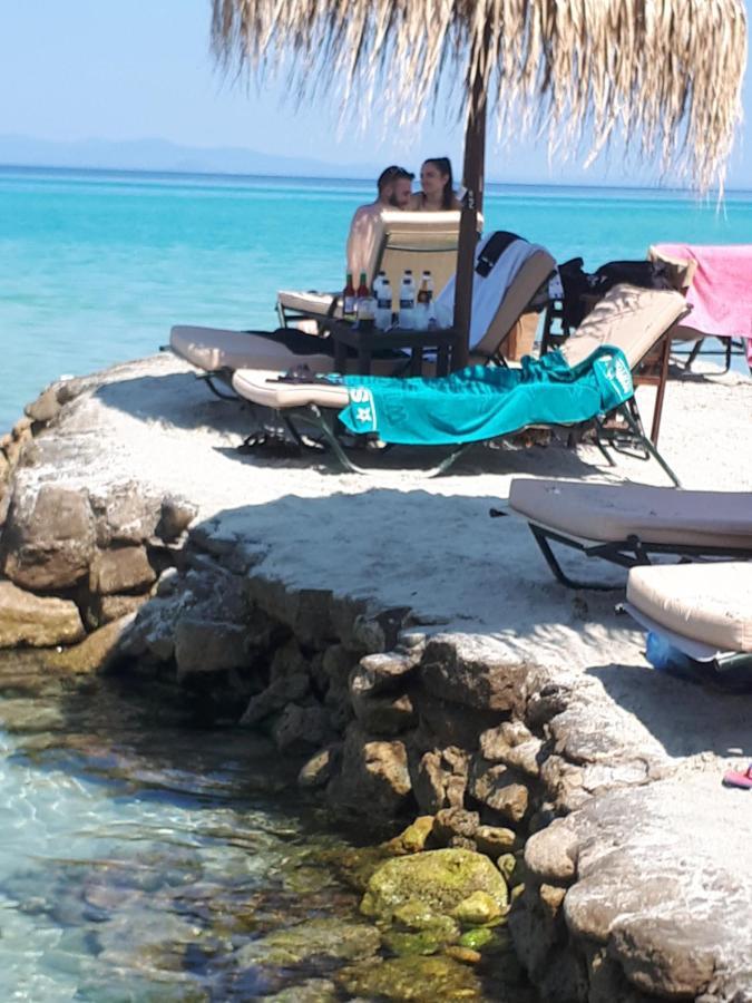 George * Kallithea (Chalkidiki)